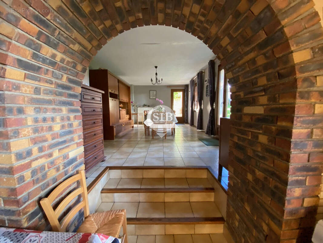 Maison à BALLAINVILLIERS