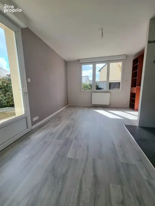 Maison 6 pièces 143 m2 - 4 Chb - Terrain de 723 m2 SAINT-ERBLON - photo 14