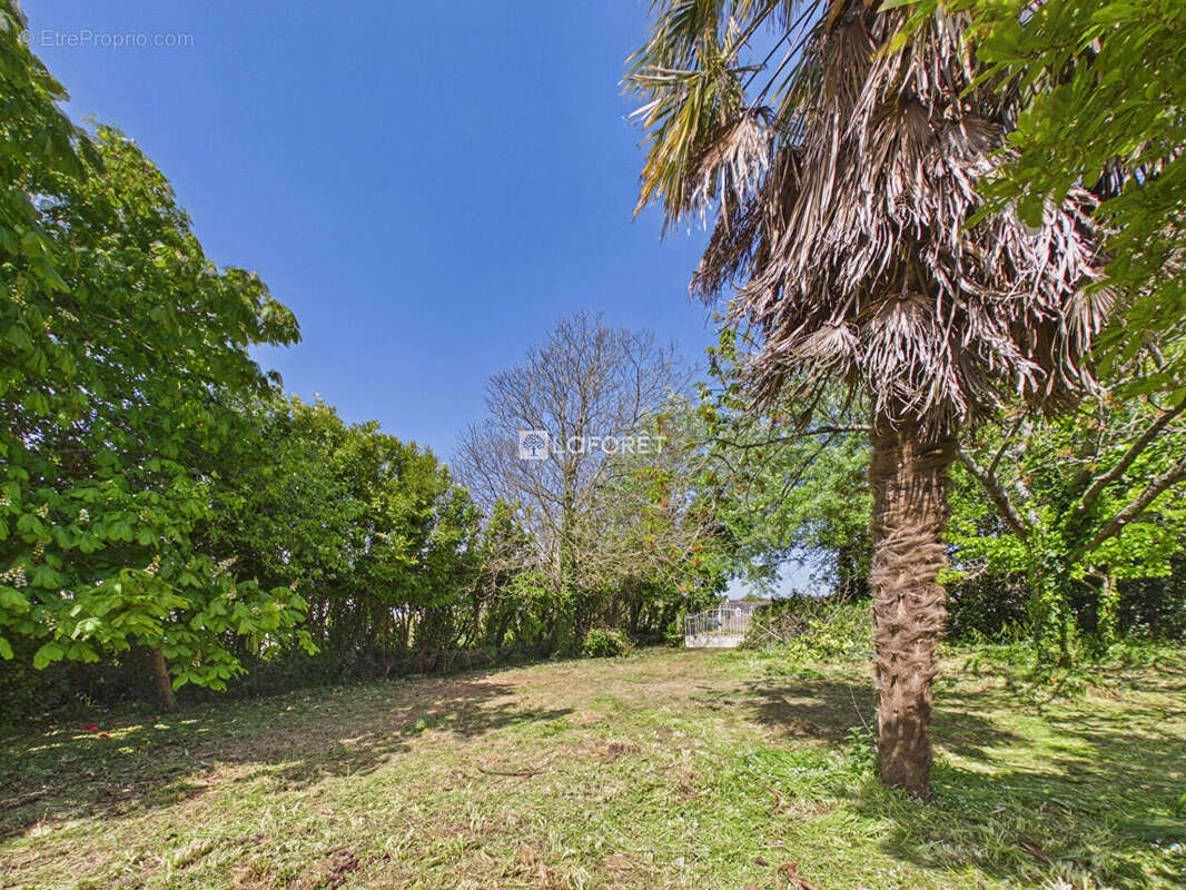 Maison à POULDREUZIC