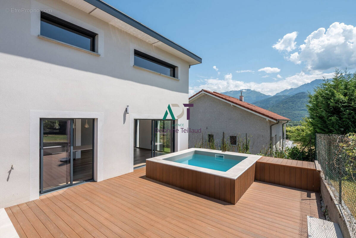 Maison à BERNIN