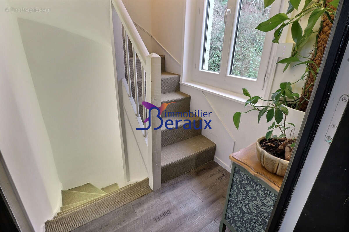 Maison à SAINT-PIERRE-DE-VARENGEVILLE