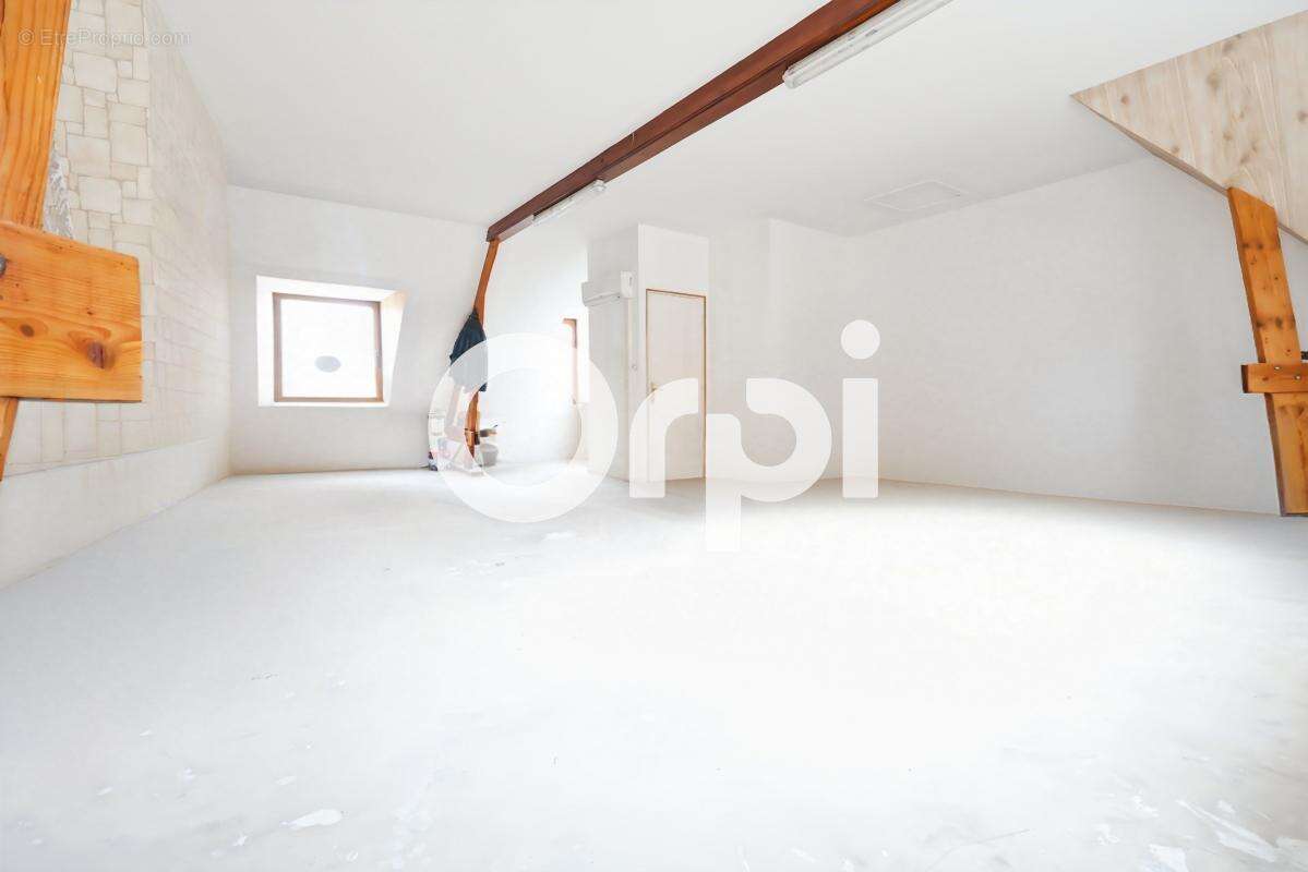 Maison 3 chambres, jardin et garage à Bergues intra muros (59380) - photo 10