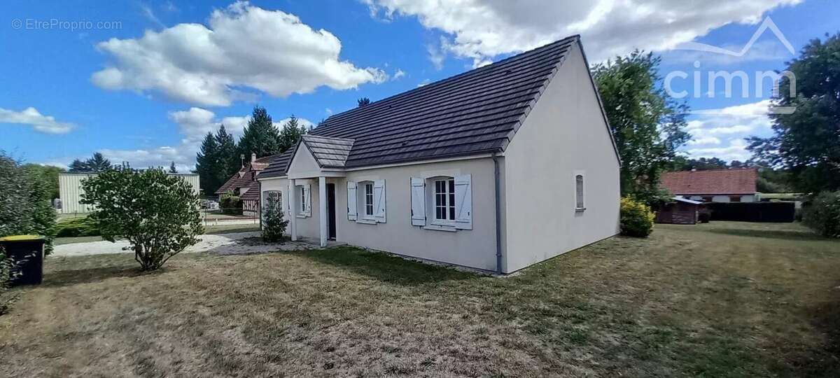 Maison à NEUNG-SUR-BEUVRON