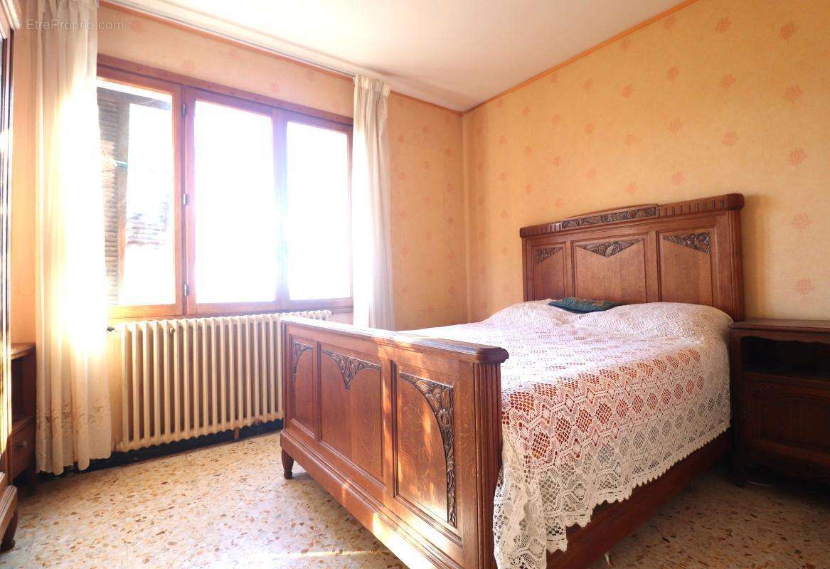 Maison à BERRE-LES-ALPES