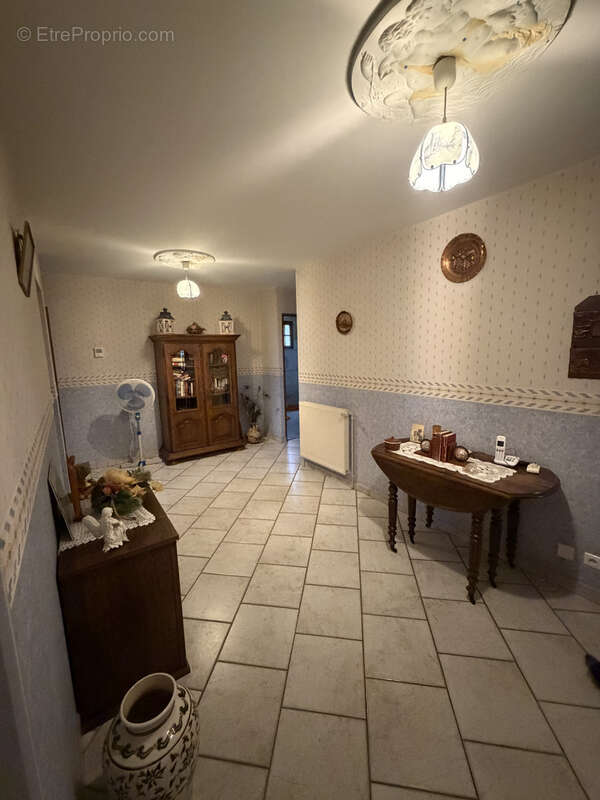 Maison à SAINT-CHRISTOPHE-DE-DOUBLE