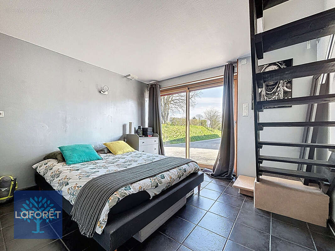 Maison à LA BAZOUGE-DU-DESERT