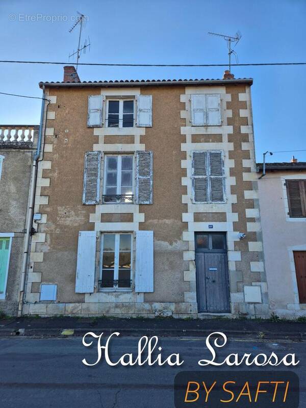 Appartement 120 m² à Montmorillon  - photo 1
