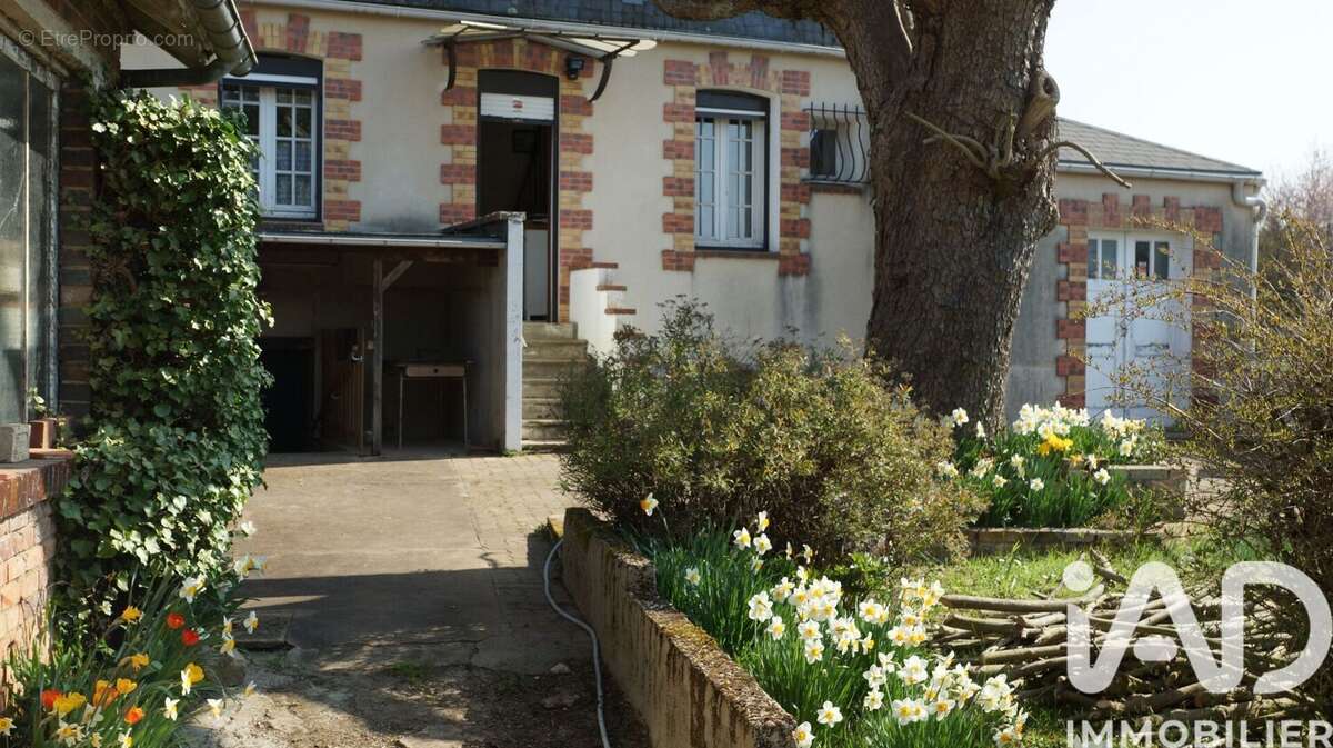 Photo 2 - Maison à DOMATS