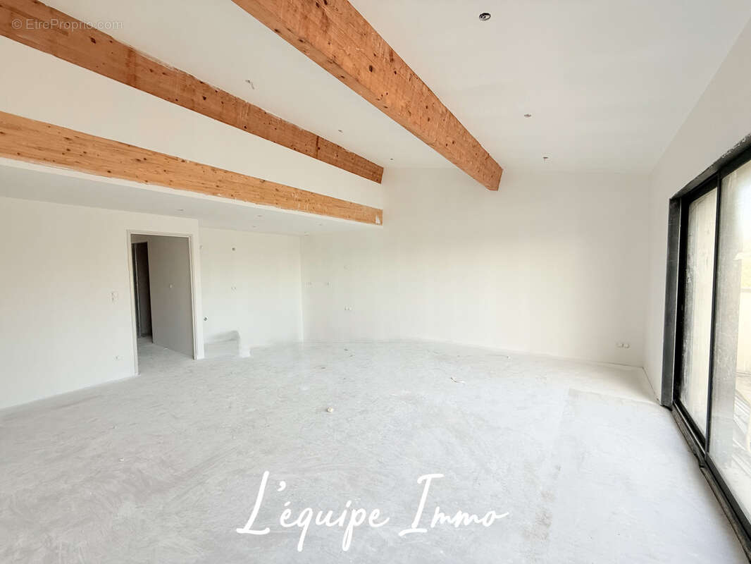 Appartement à LEVIGNAC
