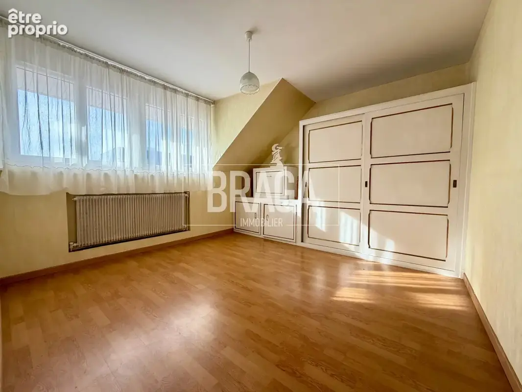 Maison de style annees 30 a vendre avec vie de plain pied garage et jardin situee a le portel - photo 5
