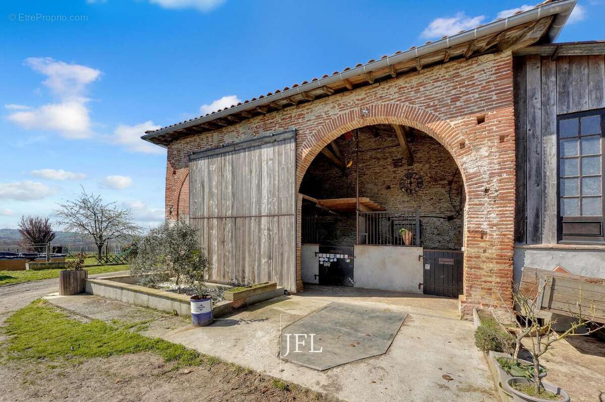 n°11 - Maison à VERFEIL