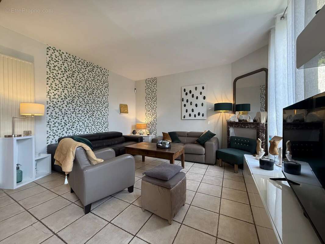 Maison à CHELLES
