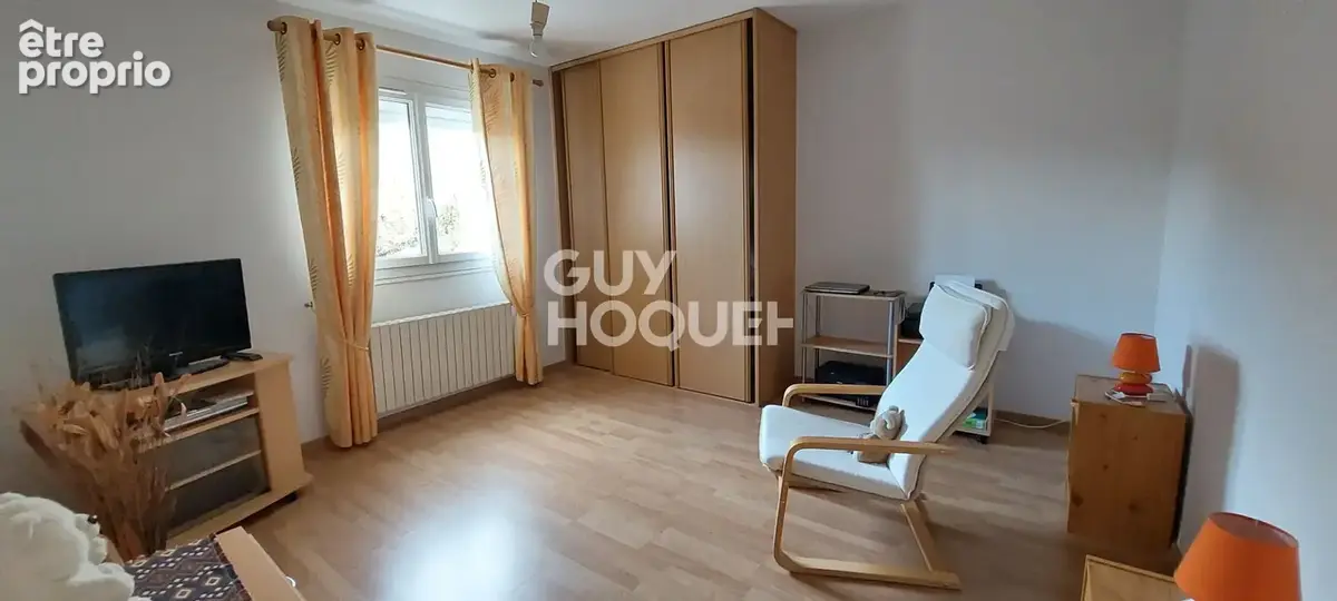 MEZIERES SUR SEINE - Maison 3 chambres - 1000m² de terrain - photo 7