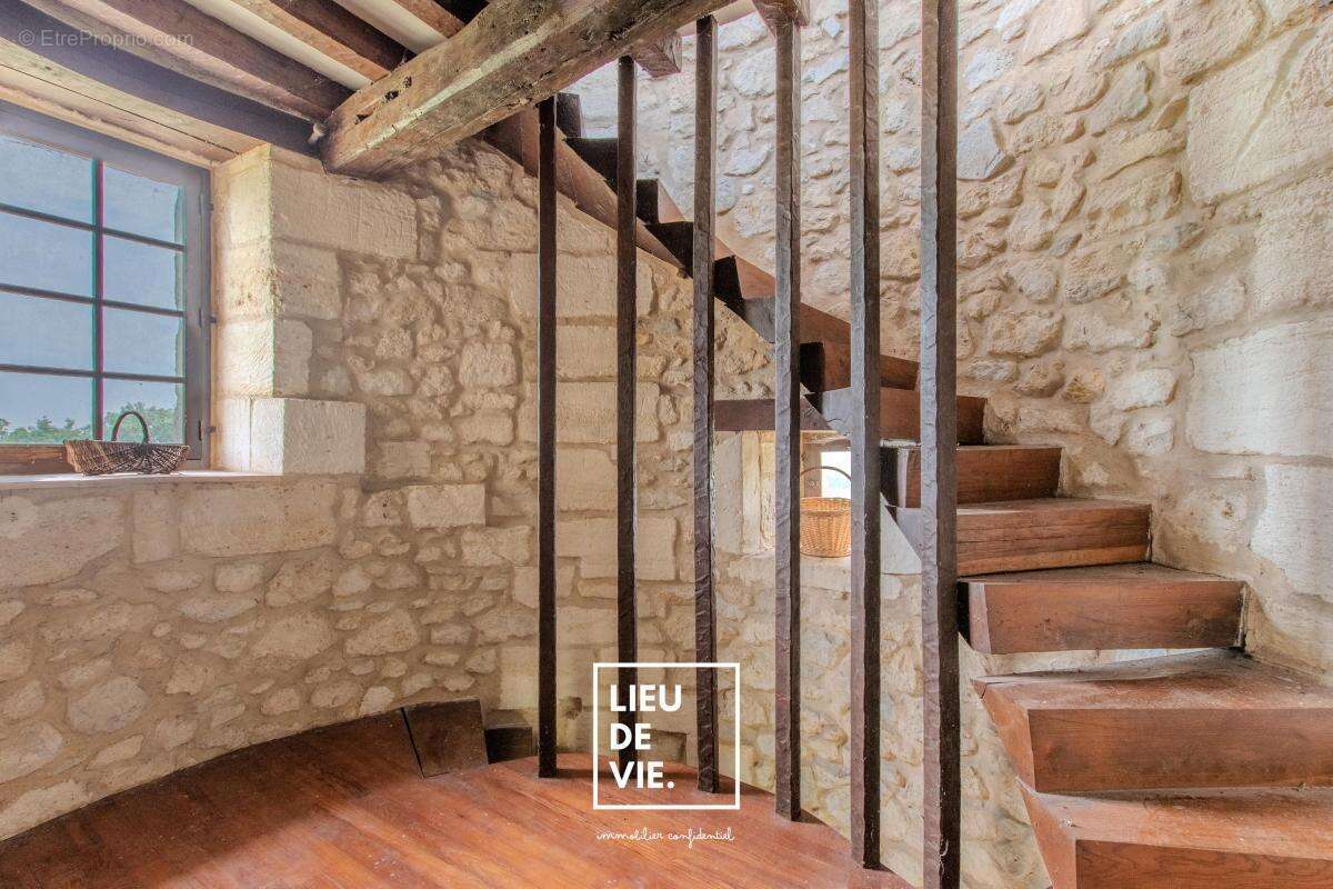 Maison à VILLEGOUGE