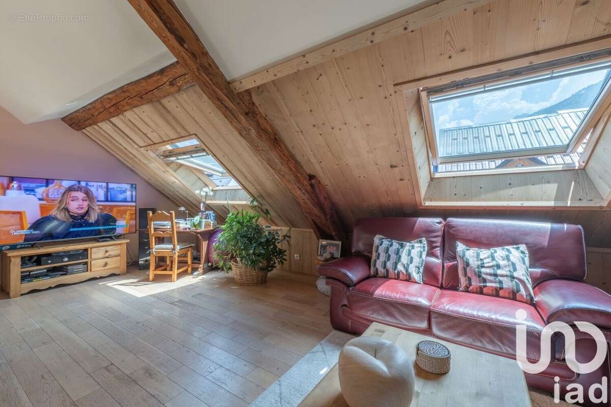 Appartement 111 m² à Le Bourg-D'oisans  - photo 3