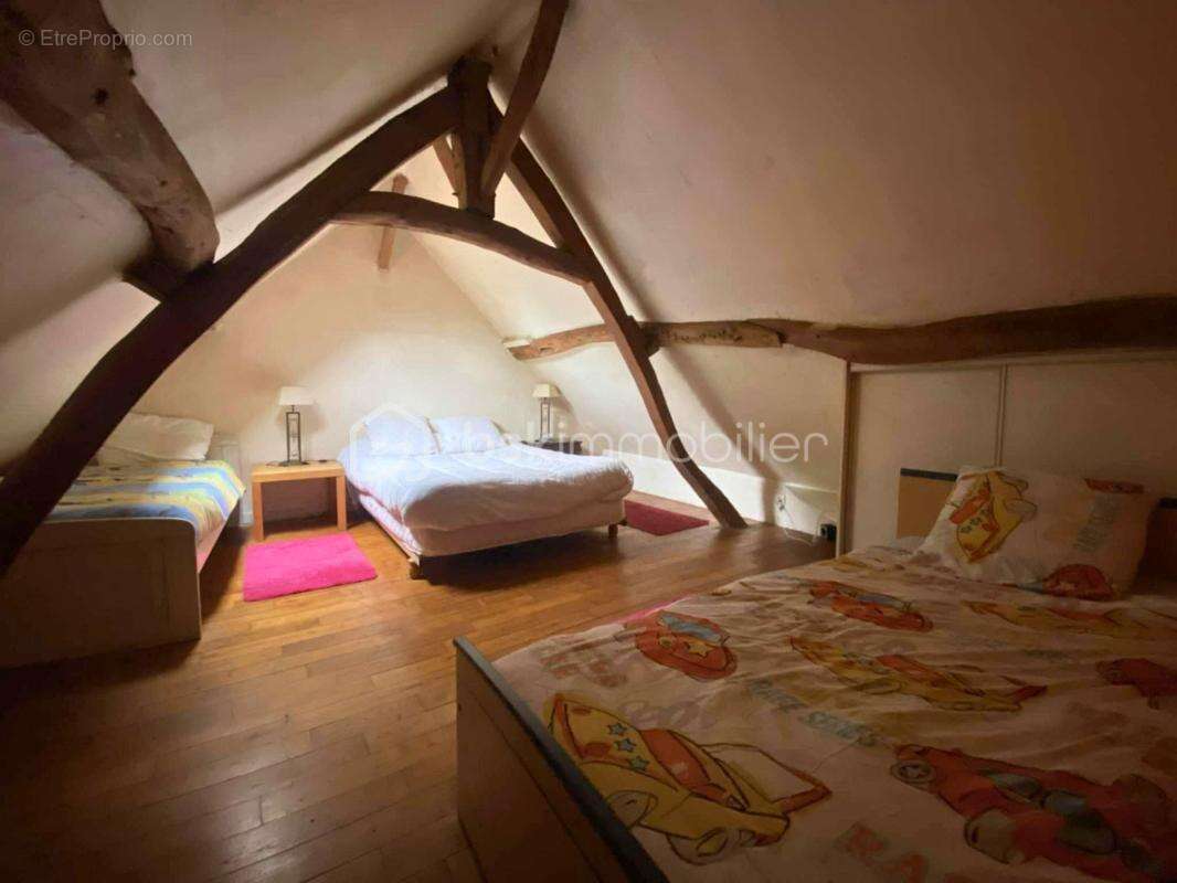 Maison à VIRONCHAUX