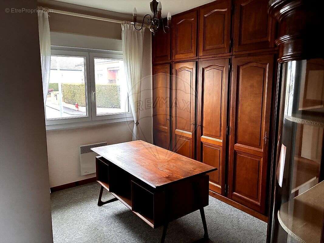 Maison à MONTREUX-VIEUX