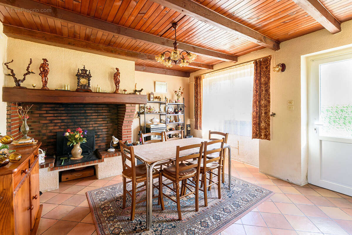 Maison à AMOU