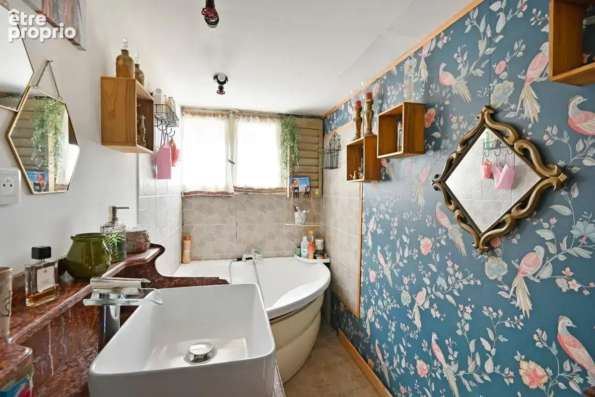 Maison de 8 pièces de 160 m² à Salindres - photo 7