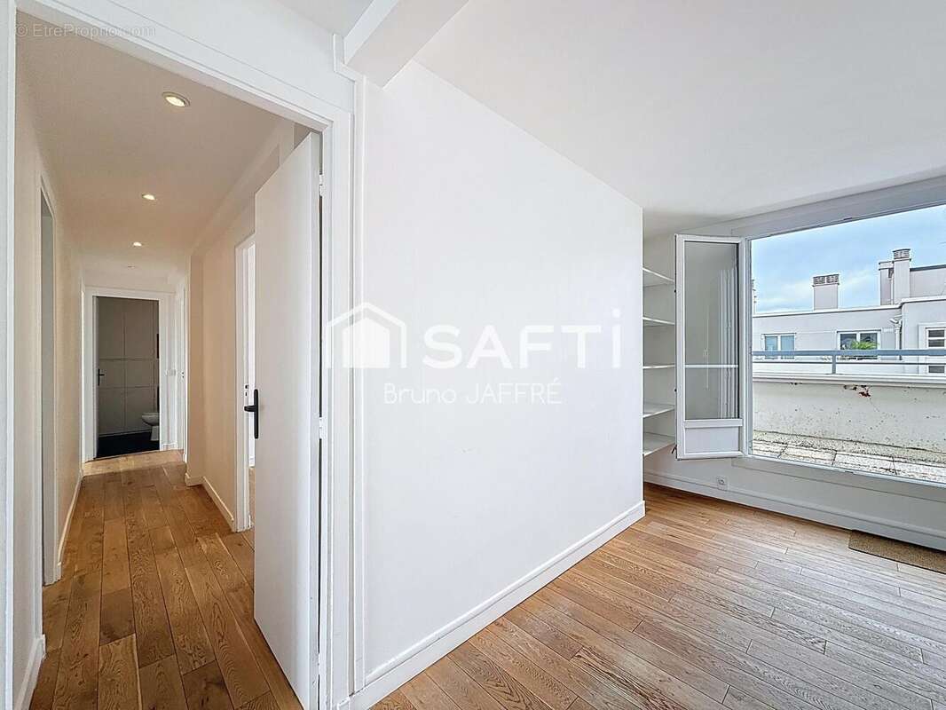 Photo 4 - Appartement à PARIS-15E
