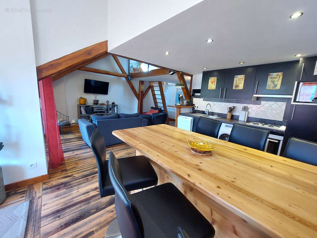 Appartement à JAUSIERS