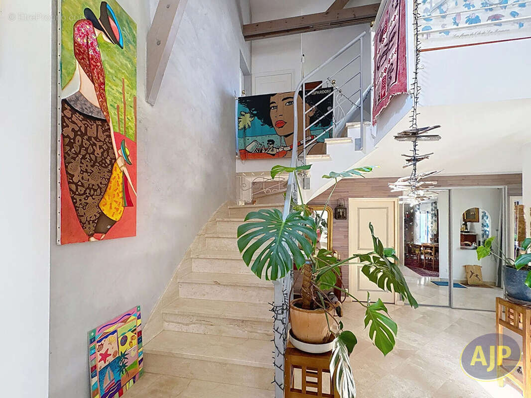 Maison à LE POULIGUEN