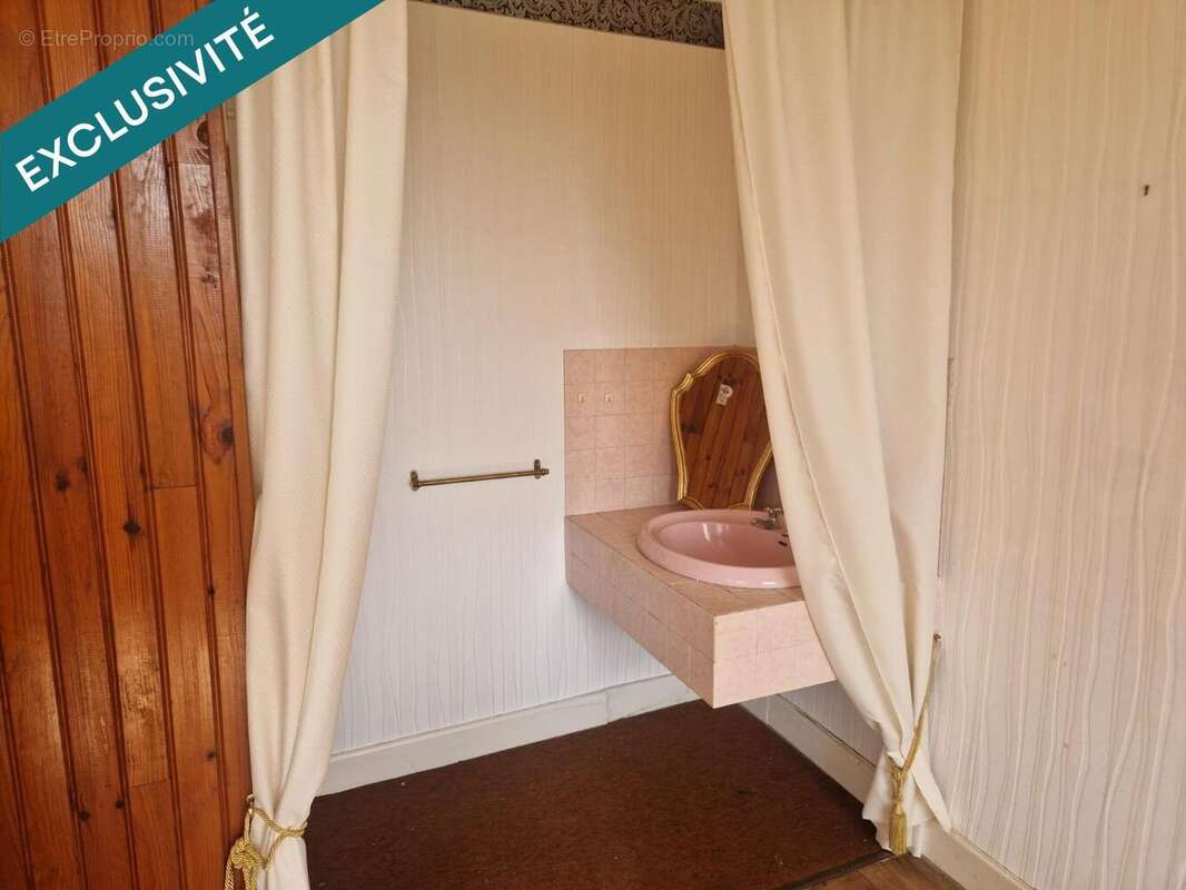 Maison 141 m² à Coutansouze  - photo 7