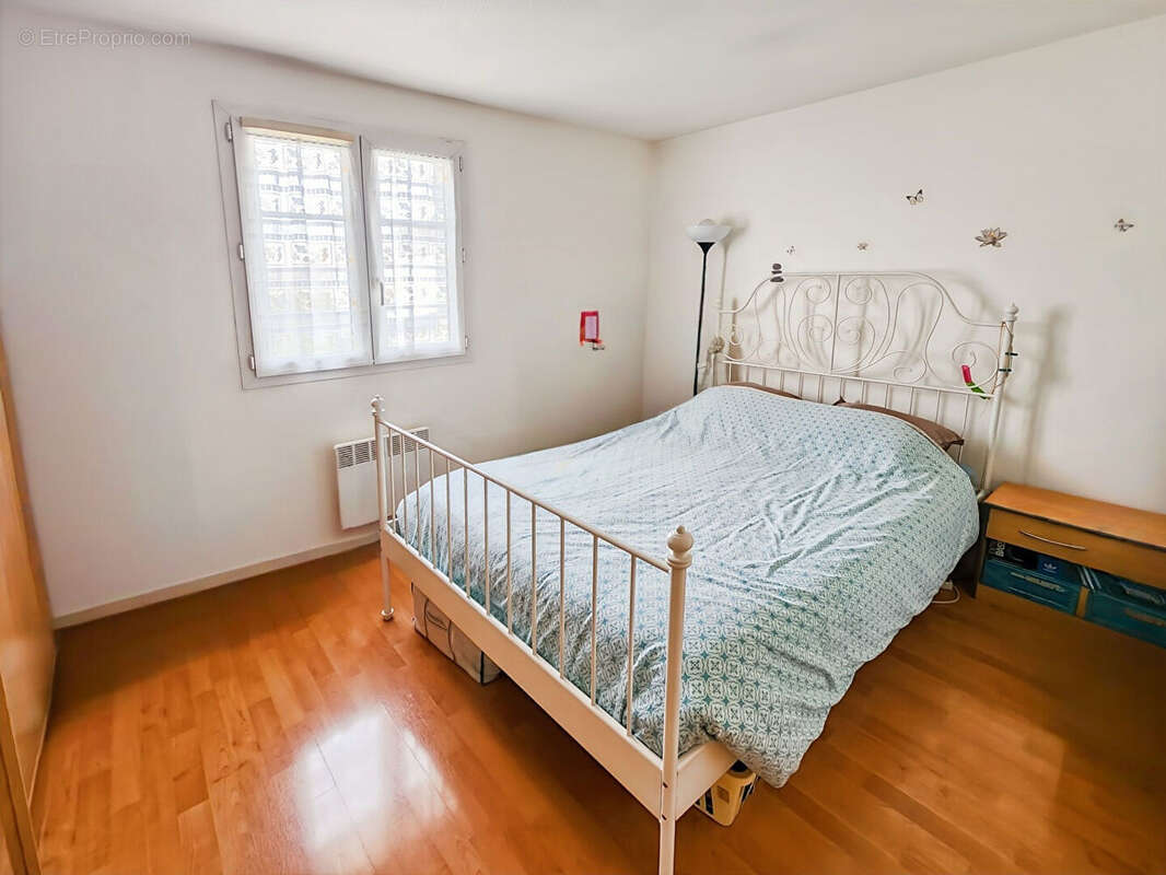 Maison à MOISSY-CRAMAYEL