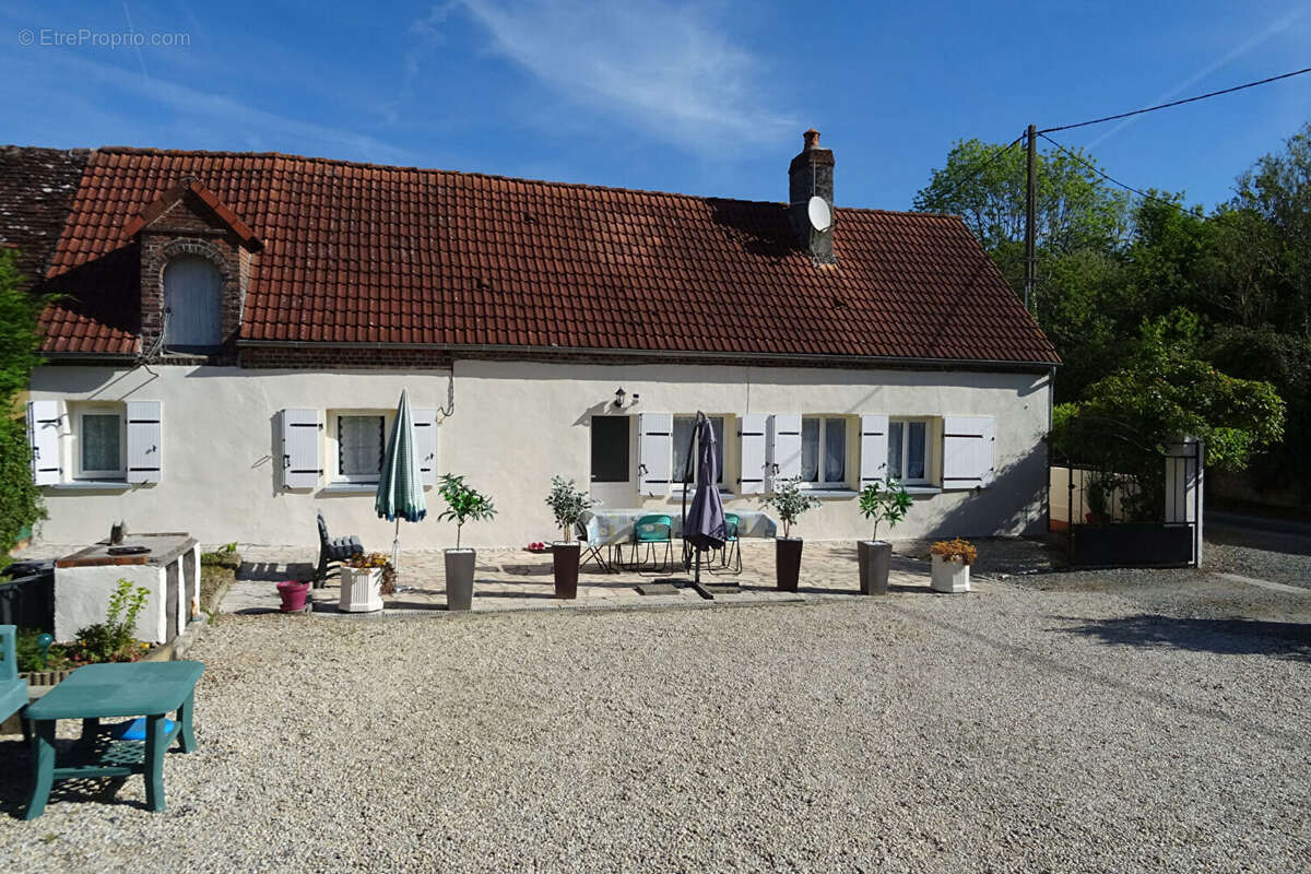 Maison à AUTHON-DU-PERCHE