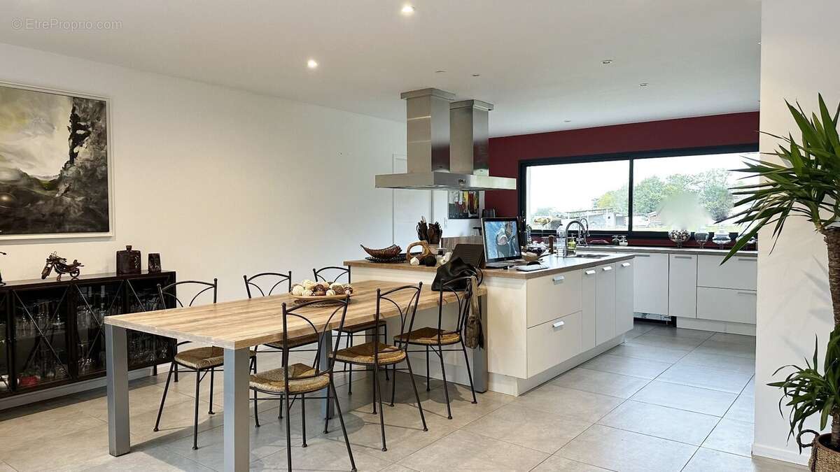 Maison à PEYREHORADE