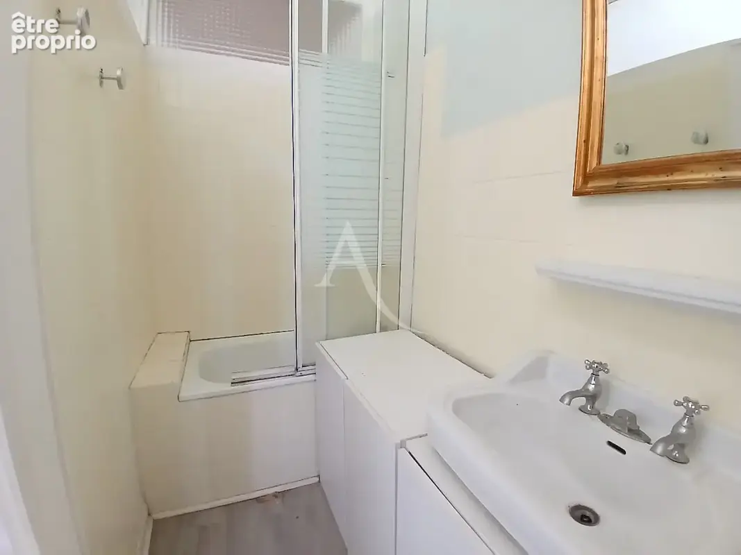 GARE/ JARDIN DES PLANTES -  Appartement Nantes 2 pièces 51m2 - photo 5