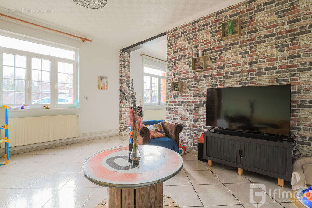 Maison à VILLERS-AU-FLOS