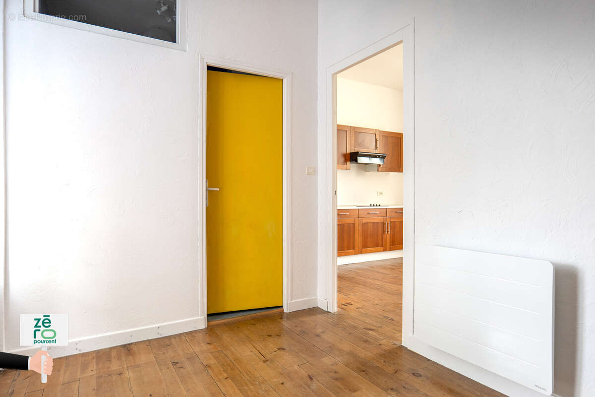 Maison à CHAMPAGNE-LES-MARAIS