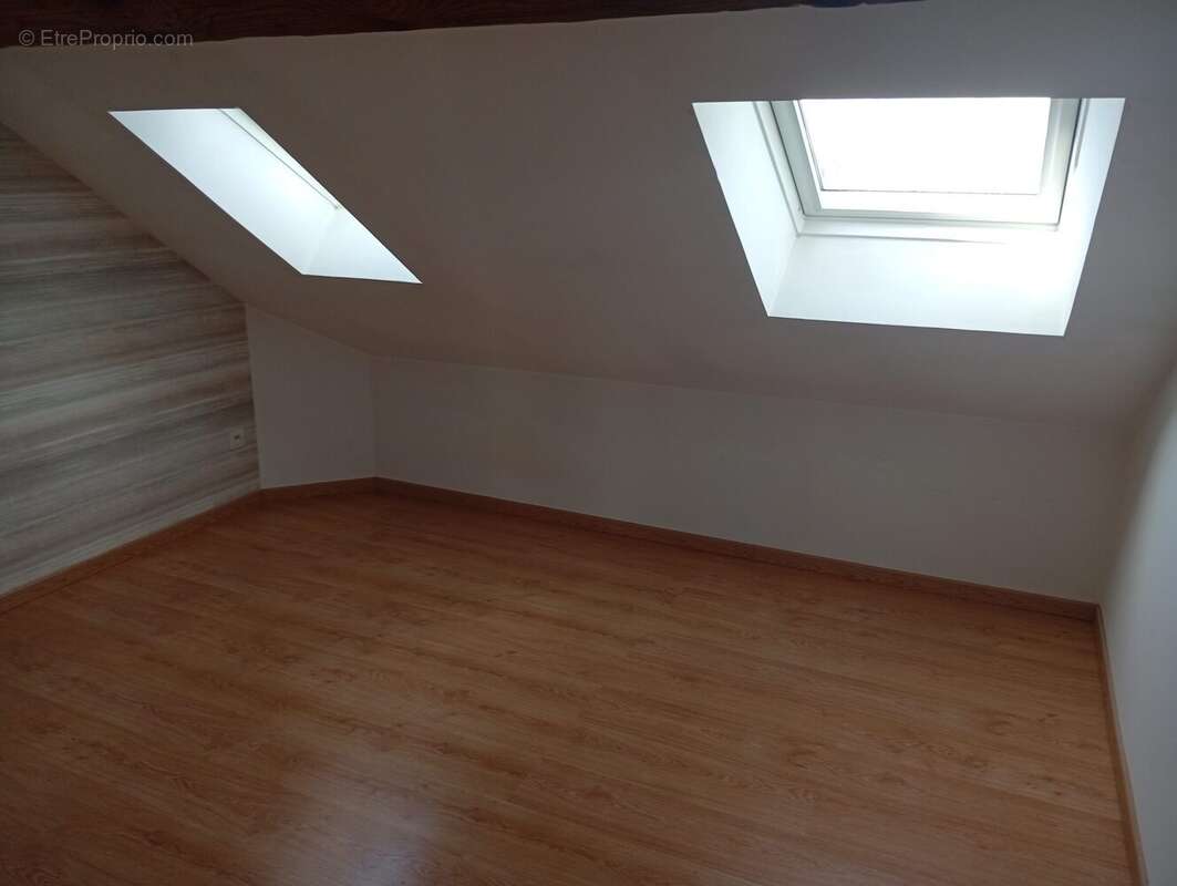 Appartement à MEROUX