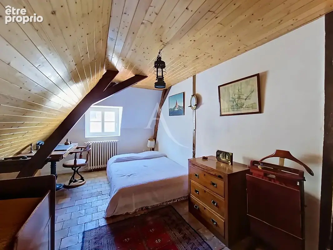 Immeuble de caractère avec appartement familial et local commercial loué - photo 13
