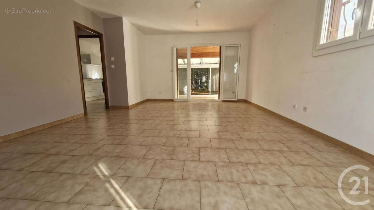 Maison à SIX-FOURS-LES-PLAGES