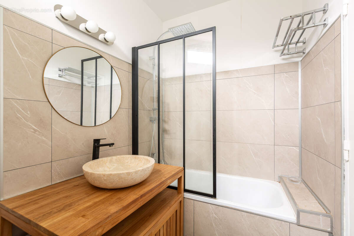 Appartement à PARIS-12E