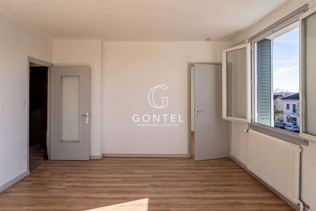 Appartement à TREVOUX