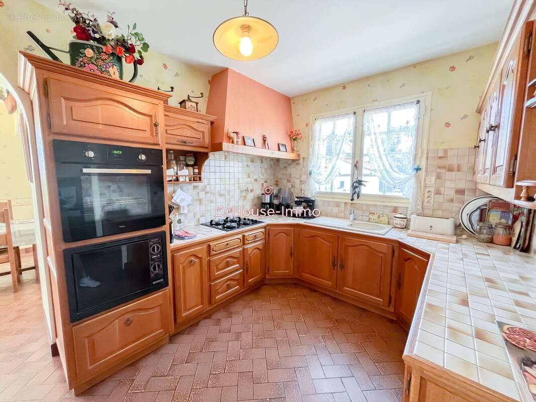 Maison à CHATELLERAULT