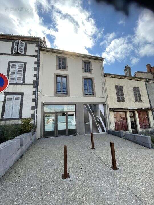 Appartement 235 m² à Randan  - photo 91