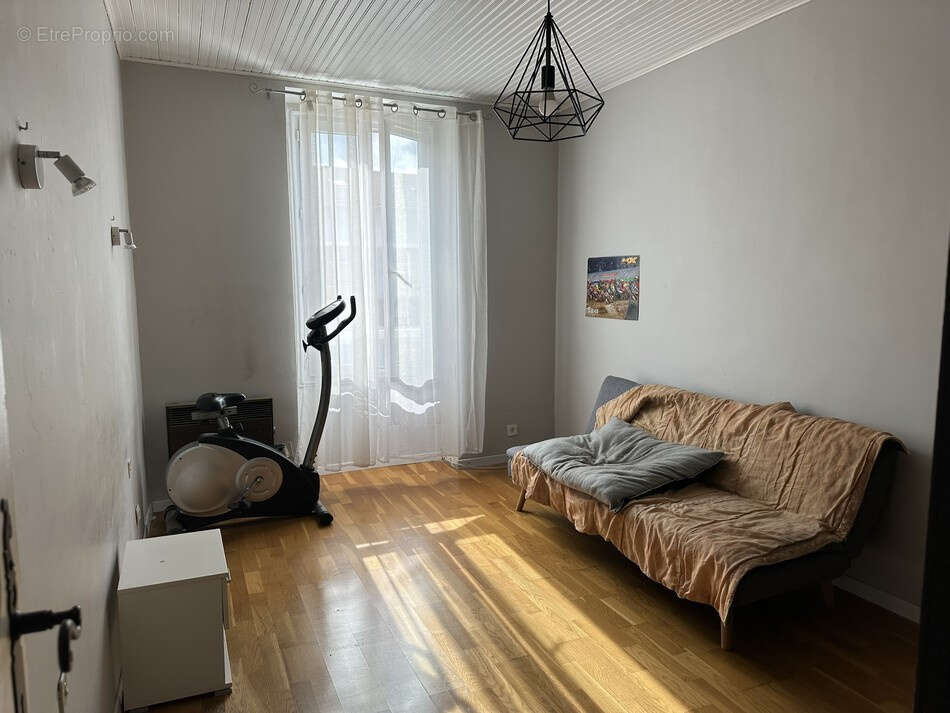 Appartement à ROQUEBILLIERE