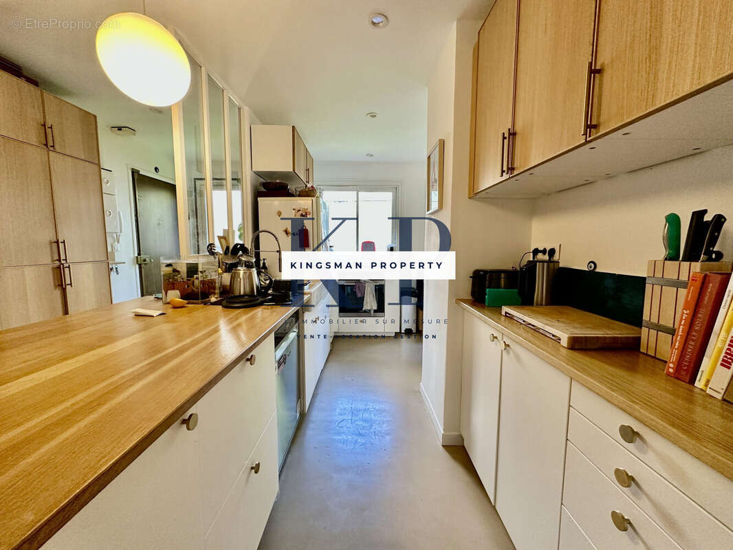 Appartement à PARIS-19E