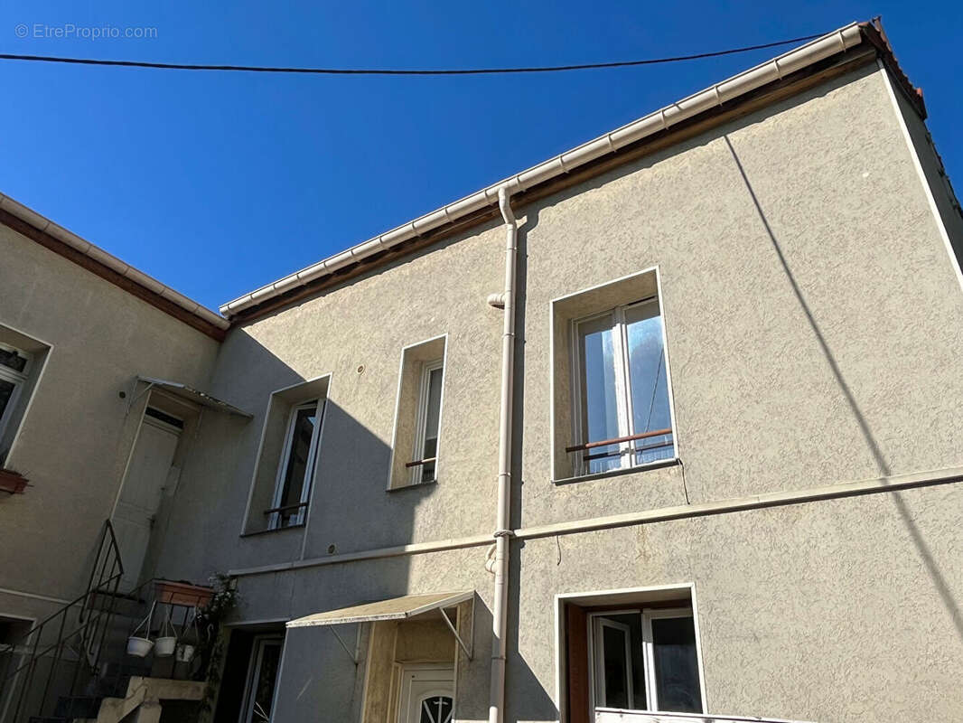 Appartement à SAINT-DENIS