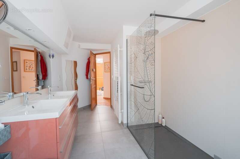 Maison à SAINT-DREZERY