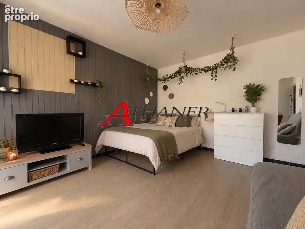 Studio avec balcon, parking & cave - photo 2