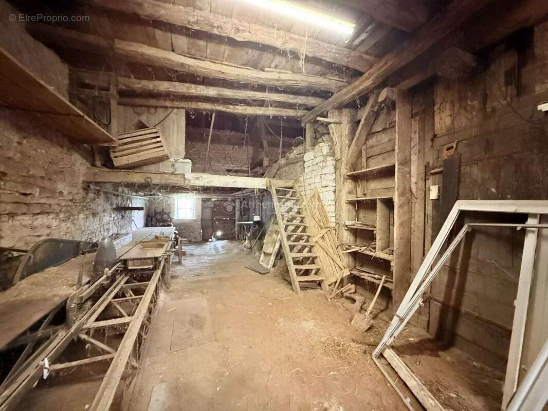 Maison à CHALVRAINES