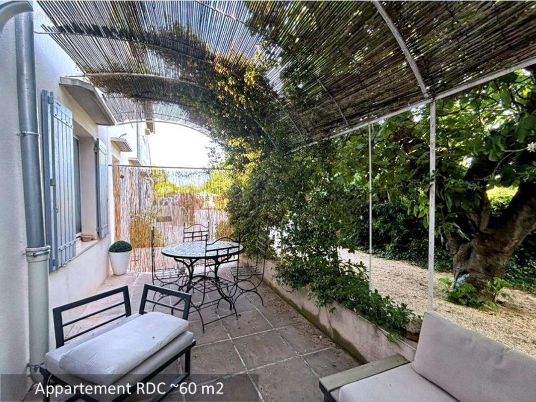 Maison 270 m² à Theziers  - photo 9