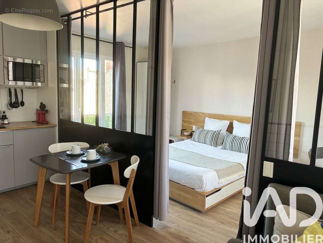 Photo 2 - Appartement à LA ROCHELLE