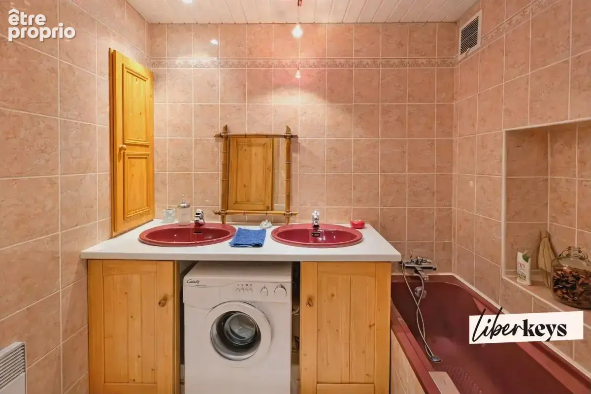 Maison de village historique – Centre d'Aigueblanche – 4 chambres – 97 m² - photo 10
