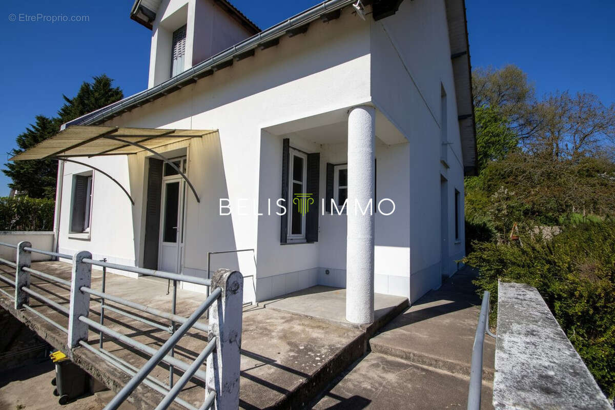 Maison à SAINT-MARTIN-LE-BEAU